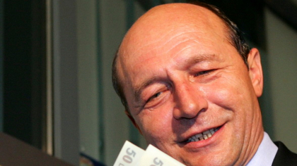 Adică, să-i dăm şi nişte miliarde lui Băsescu??