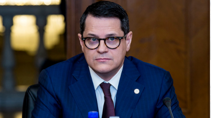 Eduard Hellvig critică prestația ministrului Apărării: O fâstâceală