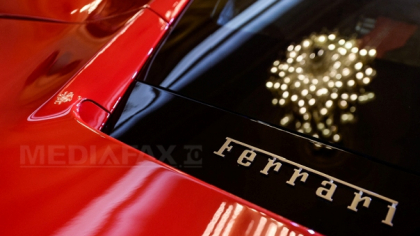 Ferrari se clatină: Acţiunile celebrului producător auto de lux italian s-au prăbuşit cu 16% după ce a anunţat că îşi înjumătăţeşte ţinta de producţie pentru vehiculele electrice