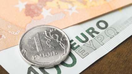 Analiză: Ce îi așteaptă pe românii cu credite