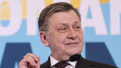 Crin Antonescu: Bolojan este proiectat în condiția de Zoro care se luptă cu partidele politice