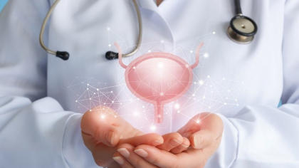 Obiceiul foarte des întâlnit în rândul oamenilor care crește riscul de a suferi de cancer la vezică urinară