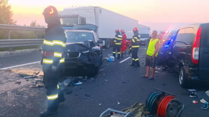 Accident cu șase victime pe A1. Doi minori au fost răniți