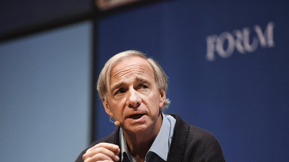 Avertisment sumbru de la legendarul investitor Ray Dalio: Datoria Statelor Unite s-a transformat într-o bombă cu ceas pentru ordinea financiară mondială. Există risculă să asistăm la prăbuşirea hegemoniei economice şi financiare americane