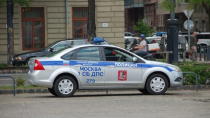 Momentul în care o mașină a lovit o mulțime de oameni pe o trecere de pietoni, în Moscova. Șoferul nu a încercat să frâneze I VIDEO  