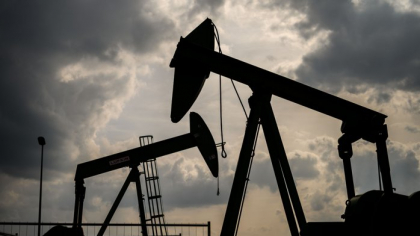 Criză tăcută a energiei: Rezervele globale de petrol se epuizează rapid, iar fără investiţii colosale de minim 540 mld. dolari pe an, planeta ar putea rămâne fără surse sigure de aprovizionare înainte de 2050