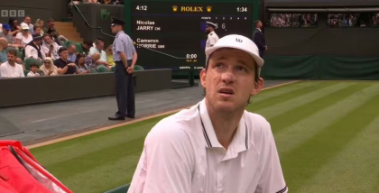 Meci nebun la Wimbledon: a dat 46 de ași și a pierdut. Care este recordul mondial al punctelor direct din serviciu