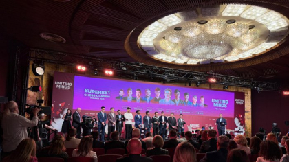 Zece dintre cei mai importanţi şahişti ai momentului se reunesc la Bucureşti între 6 şi 17 mai, în cadrul competiţiei Superbet Chess Classic România, una dintre etapele centrale ale circuitului internaţional de şah Grand Chess Tour