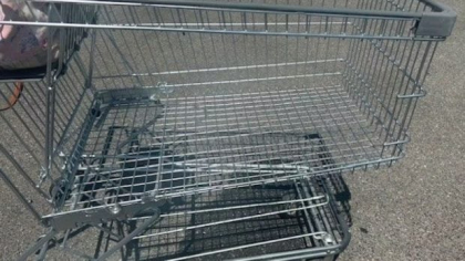 Hoții taie cărucioarele de cumpărături și folosesc grilajul ca grătar, în Austria: „Unul nou costă 35 de euro”