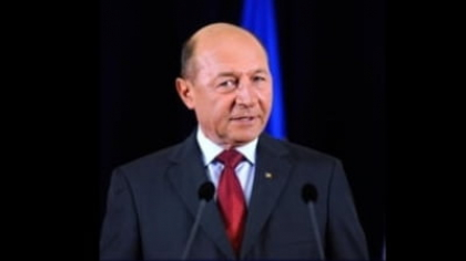 Traian Băsescu: „Trupa de șarlatani a început deja să distribuie informații false, că se fură alegerile”
