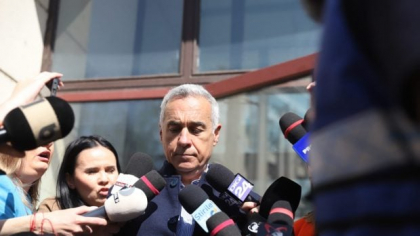 Judecătoria Sectorului 1 îi scurtează perioada controlului judiciar lui Călin Georgescu. Cât timp va mai avea obligația să dea cu subsemnatul