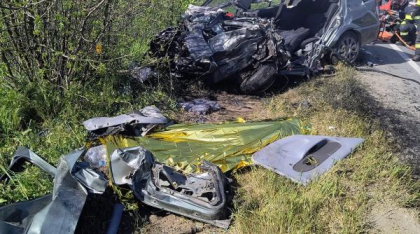 Accident mortal în Hunedoara. Un șofer turc a murit după ce a intrat pe contrasens