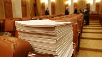 Protest masiv al procurorilor. Se cere sezizarea CCR