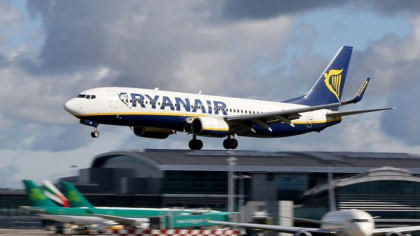 O cursă Ryanair a trebuit să aterizeze de urgență după ce aproape a rămas fără combustibil. Mai putea zbura doar câteva minute