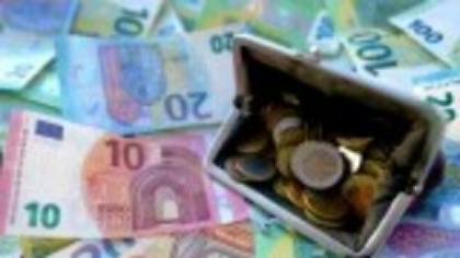 Cursul valutar BNR, astăzi 8 mai 2025. Cât a ajuns EURO în a treia zi peste 5 lei
