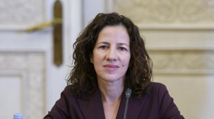 Comisarul European al României, Roxana Mînzatu: "Trebuie să îmbunătăţim învăţământul profesional. E necesar și valoros"