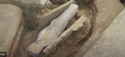 Ce au descoperit arheologii după ce au deschis „mormântul lui Cerberus”, un sarcofag vechi de 2.000 de ani
