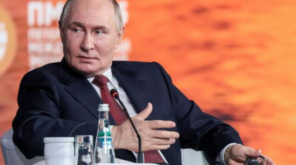 Putin cere măsuri urgente pentru a evita recesiunea în Rusia, pe fondul presiunilor militare și scăderii veniturilor din petrol