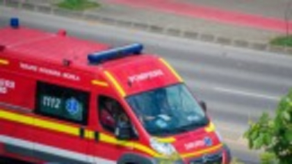 Bărbat ucis de un copac, în Brașov. O femeie a fost rănită
