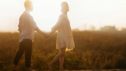 Facebook introduce un asistent matrimonial bazat pe AI. Utilizatorii primesc „sugestii surpriză” pe baza algoritmului
