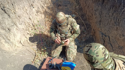 Avertisment dur de la românul care conduce 100 de războinici în prima linie în Ucraina. „Asta nu se face în România și e grav”