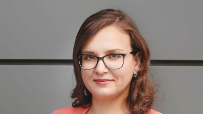 Bursă. Viitorul începe astăzi. Ce perspective au acţiunile Băncii Transilvania şi ale BRD? Irina Răilean, analist: Momentan nu văd factori care să perturbe foarte mult creditarea. Încă există încredere