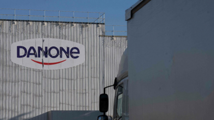 Alertă alimentară în Franța: Danone retrage produse pentru copii contaminate cu toxine cancerigene