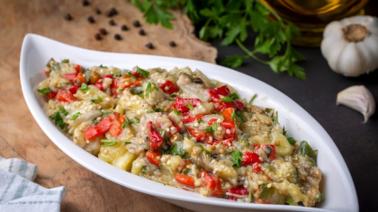 Cum faci salată de vinete cu ardei și ciuperci. Mai bună nici că ai mâncat
