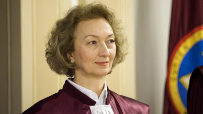 Simina Tănăsescu este noul președinte al CCR. Este prima femeie care conduce instituția