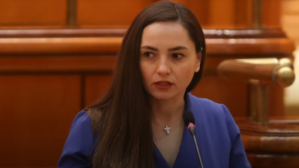 Anamaria Gavrilă, dezlănțuită la dezbaterea moțiunii: ”Este absolut cinic să spuneți că țara trece printr-o situație dificilă!”