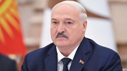 „Aș vorbi și cu Diavolul”. Opoziția din Belarus, dezbinată din cauza reluării colaborării cu tiranul Lukașenko pentru a salva deținuții politici