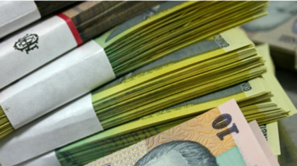 Excesul de lichiditate pe piaţa interbancară în primele patru luni din 2025 a fost de aproape 30 mld. lei, medie zilnică, dar după turul 1 al alegerilor prezidenţiale a coborât abrupt în prima parte a lunii mai, sub 10 mld. lei. Cum arată graficul prezentat de guvernatorul BNR ce indică scăderea puternică a lichidităţii interbancare în criza politică
