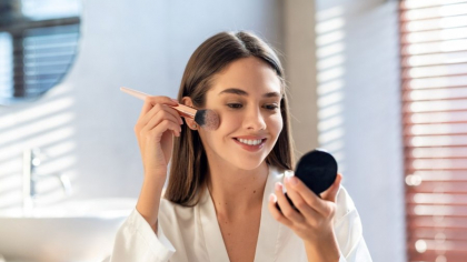 6 trucuri pentru aplicarea perfectă a blush-ului