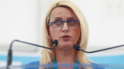 Beatrice Mahler: Poluarea aerului explică aproape un sfert dintre decesele cauzate de cancerul pulmonar