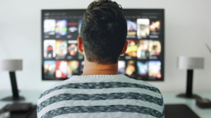 Televizorul nu mai este doar un ecran pentru filme și seriale. Google a început implementarea inteligenței artificiale