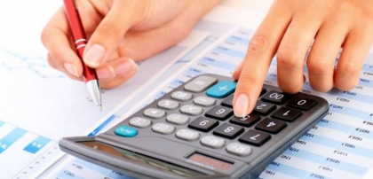 Cu cât vor scădea salariile românilor dacă impozitul pe venit creşte de la 10% la 14%. Ce alte scenarii fiscale sunt luate în calcul pentru 2025