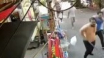 Bătaie cu săbii între clanuri, la Reghin. Printre cei reținuți se află și trei minori