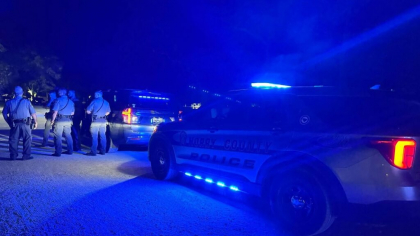 Operațiune amplă în SUA după atacul asupra parlamentarilor. Polițiștii au un suspect