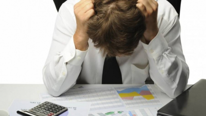 Un euro mai scump, dobânzile mai mari, inflația mai ridicată și creșterile de taxe pot declanșa un val de falimente