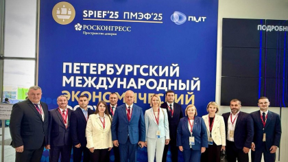 Socialiștii basarabeni și oamenii oligarhului fugar Ilan Șor, printre participanții unui forum sub patronajul lui Putin