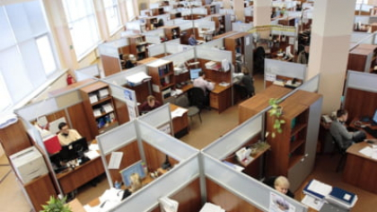 Programul de lucru de la 9 la 5 este „cu adevărat arhaic”. Expert HR: Angajații sunt „sătui să li se spună ce să facă”