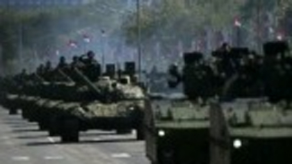 Serbia a organizat o paradă militară de amploare, descrisă drept „cea mai mare demonstrație de forță militară a țării” | FOTO