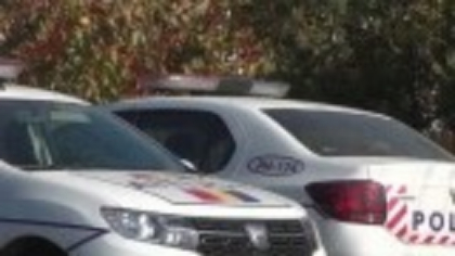 Un bărbat din Bistrița ar fi agresat doi copii de 11 ani și i-a băgat cu forța într-o mașină. Minorii au sărit din vehicul