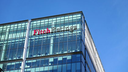 Fitch Ratings, estimări mai pesimiste decât Guvernul. Deficitul bugetar ar urma să fie de 8,5% din PIB în 2024 și 7% în 2026