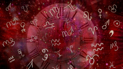 Horoscopul lunii octombrie 2025 aduce pasiuni, secrete și transformări neașteptate. Ce zodii au parte de povești fierbinți și iubiri interzie