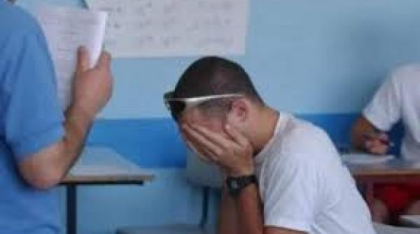Șase elevi eliminați și aproape 7.000 absenți la proba de Matematică a Evaluării Naționale
