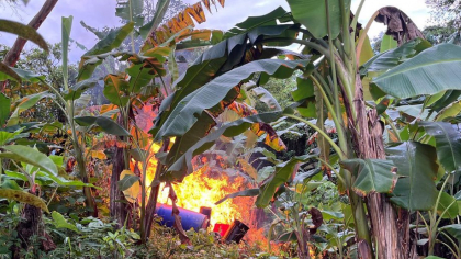 Armata Columbiei a bombardat un cartel de droguri. Explozia a provocat o alunecare de teren