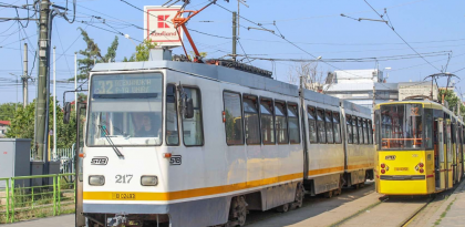 Accident pe linia tramvaiului 32. Circulația pe șine, completă blocată spre centrul Capitalei