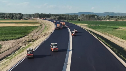 Progres major pe șantierul unui lot important din Autostrada Moldovei. Speranțe că ar putea fi finalizat în 2025