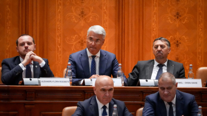 Guvernul Bolojan își asumă răspunderea pe pachetul de măsuri fiscale. Avem forma finală. Modificări pe ultima sută de metri / UPDATE: Ședința din Parlament a început